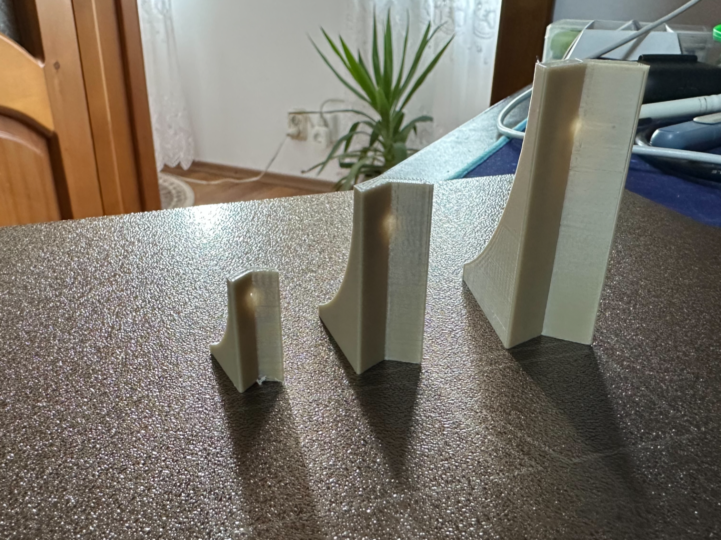auxiliary angle for perpendicular drilling