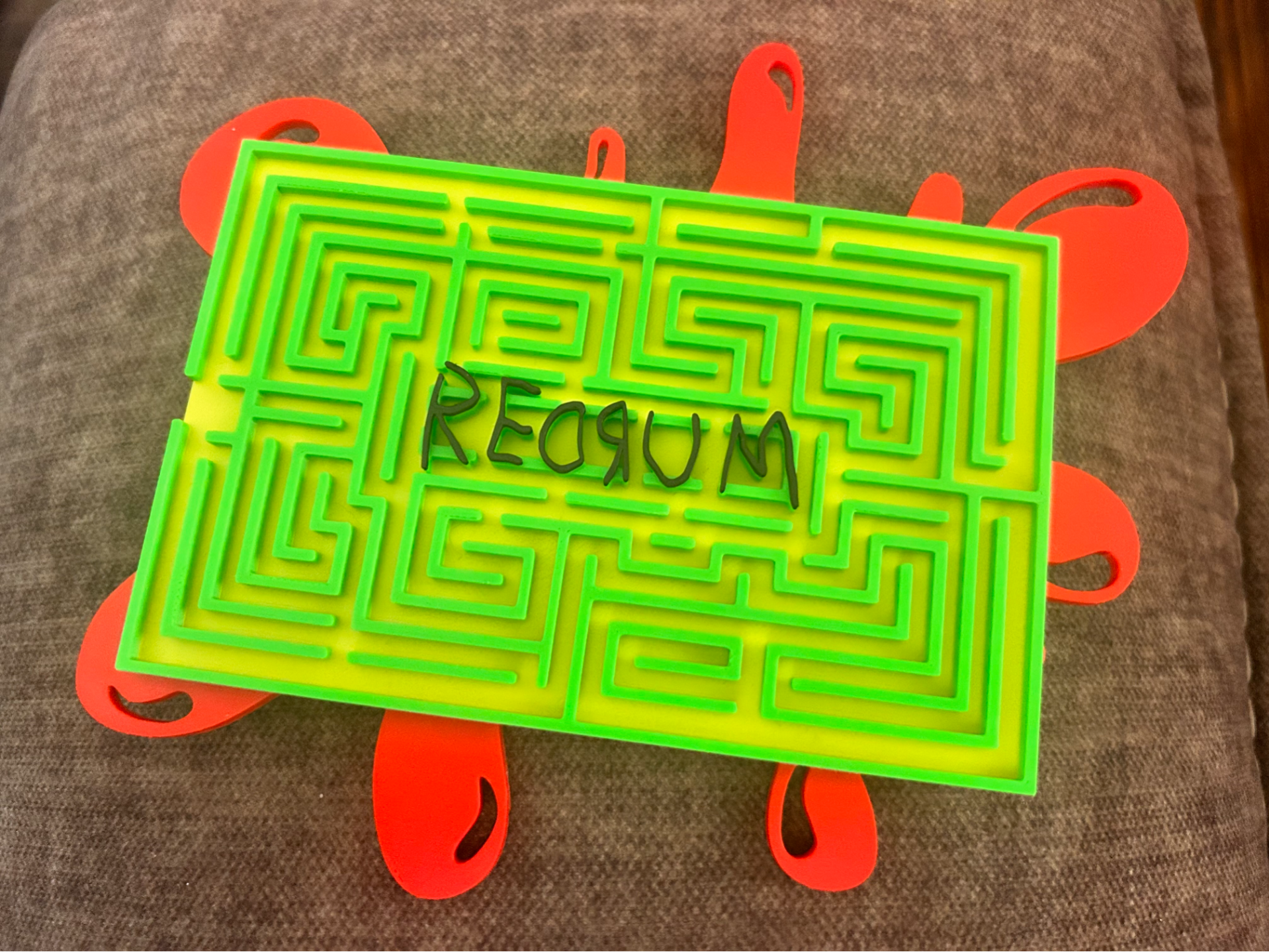 REDRUM MAZE