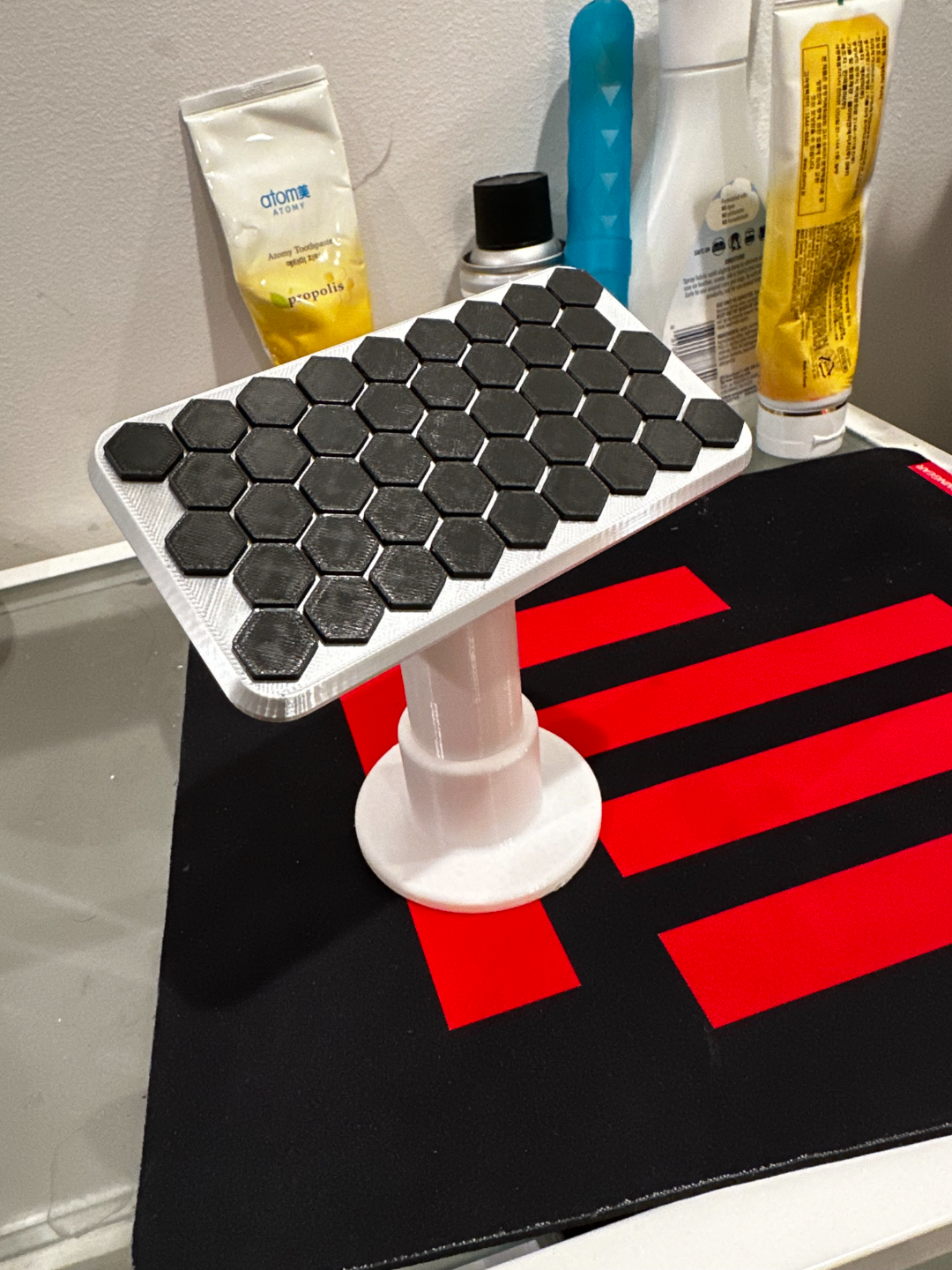 Modern Solar Panel Hex Cell Sun Tracker Model