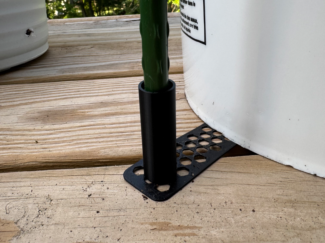 tomato cage external feet