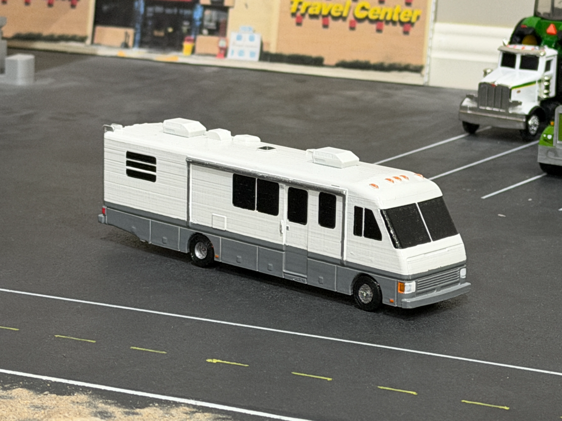 1/64 MotorHome