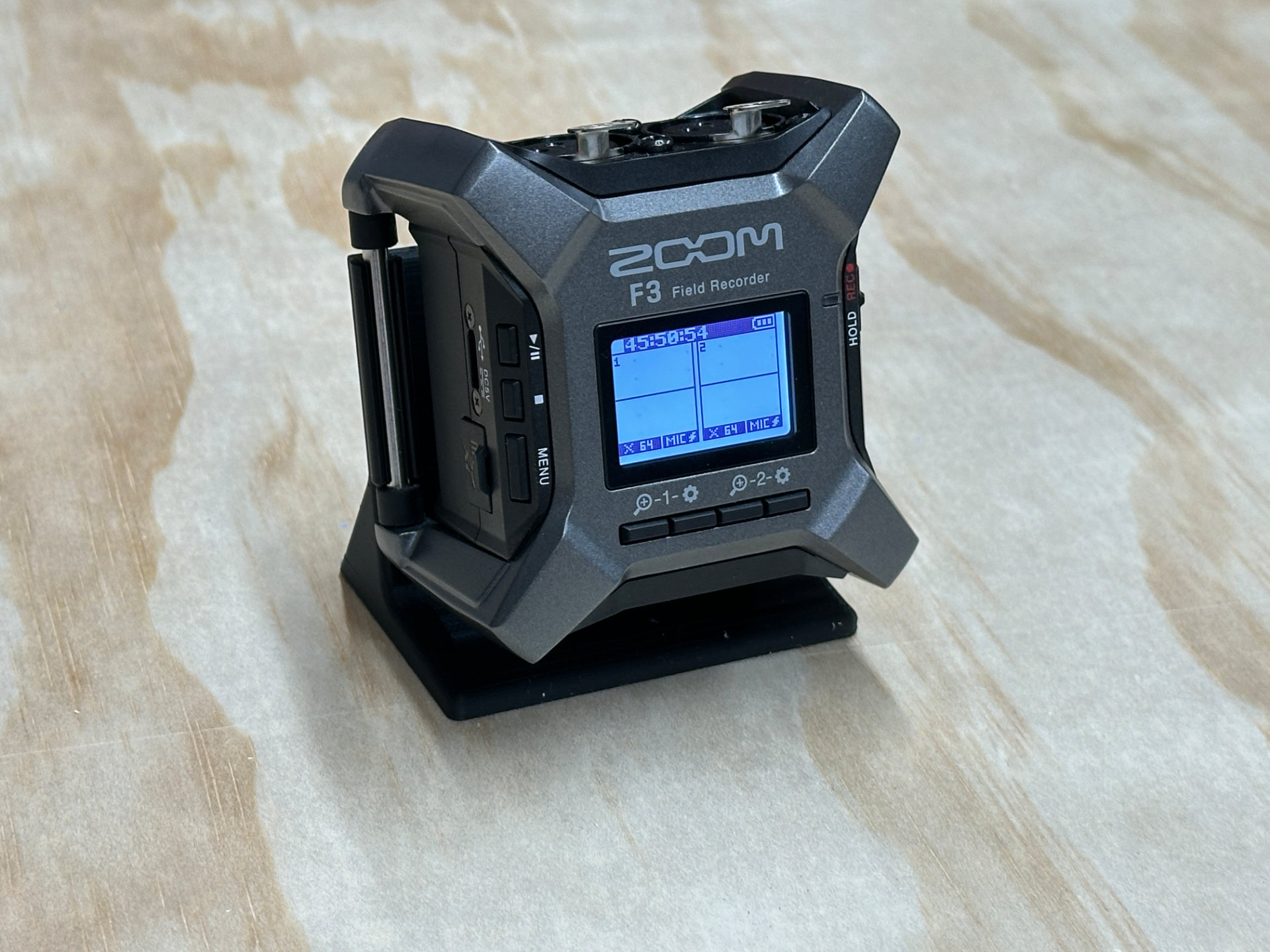Zoom F3 Audio recorder - Stand - 15 degree.