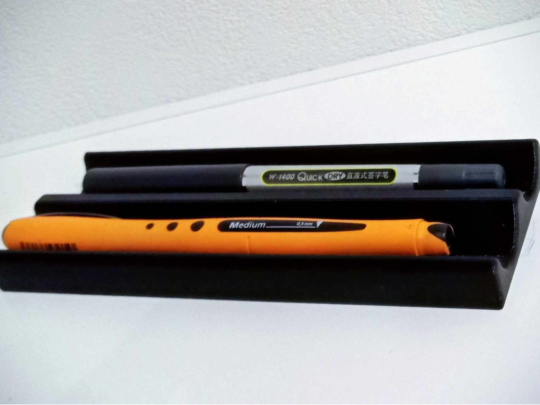 Compact Pen & Pencil Holder / Desk Organizer