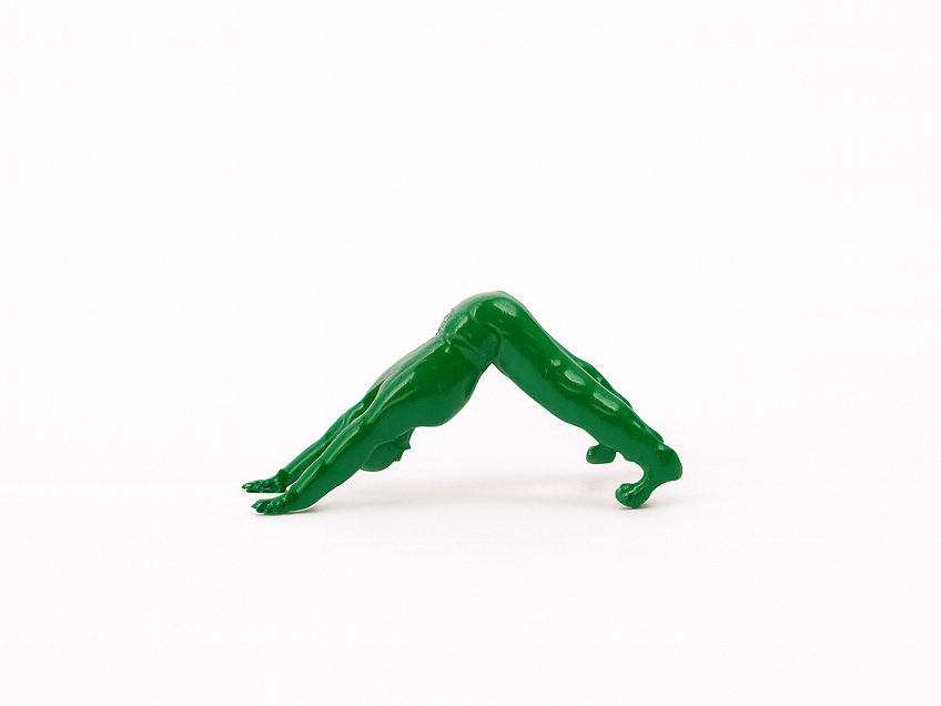 yogapose soldat downward facing dog