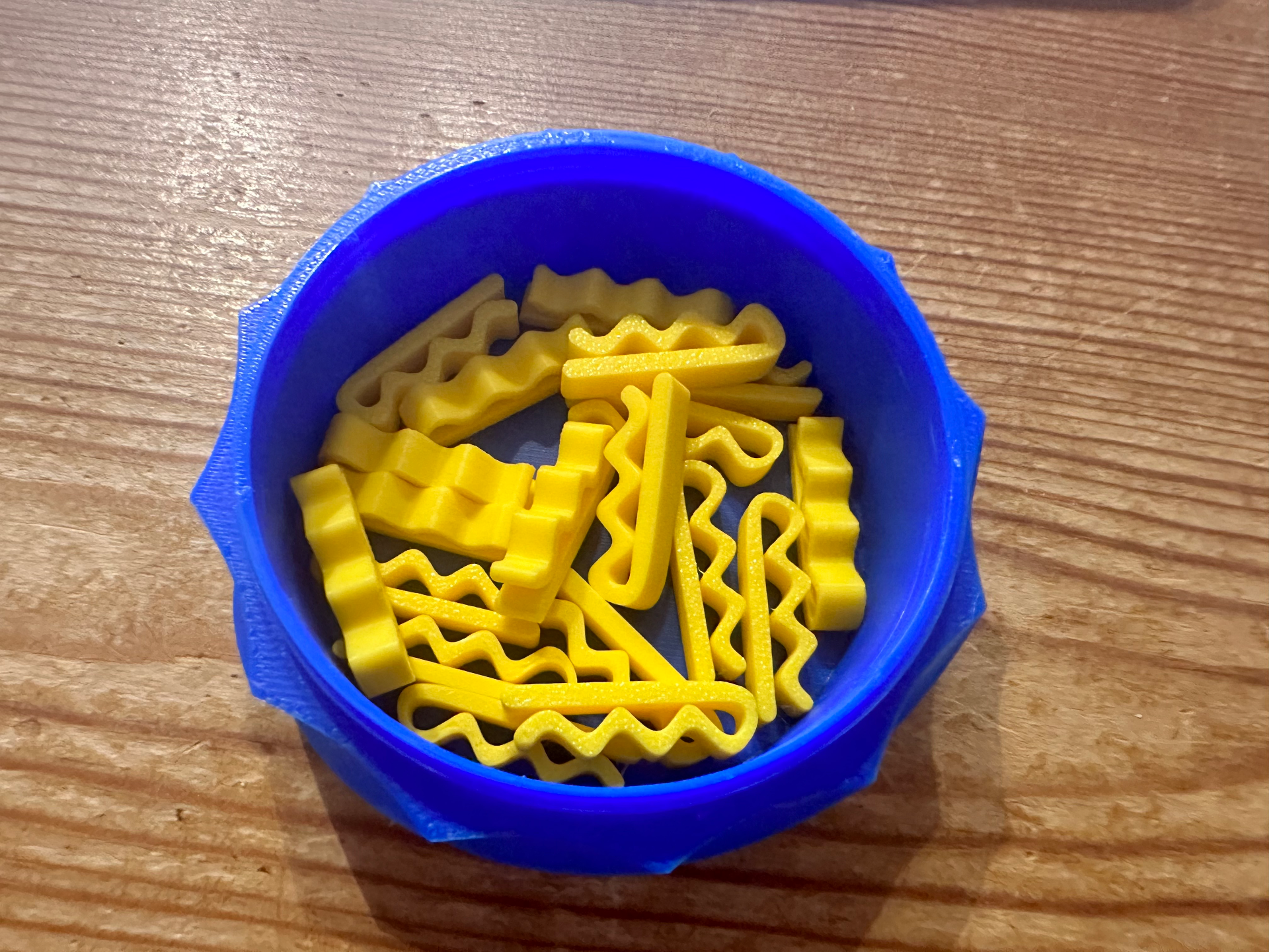 Simple multi-purpose clip