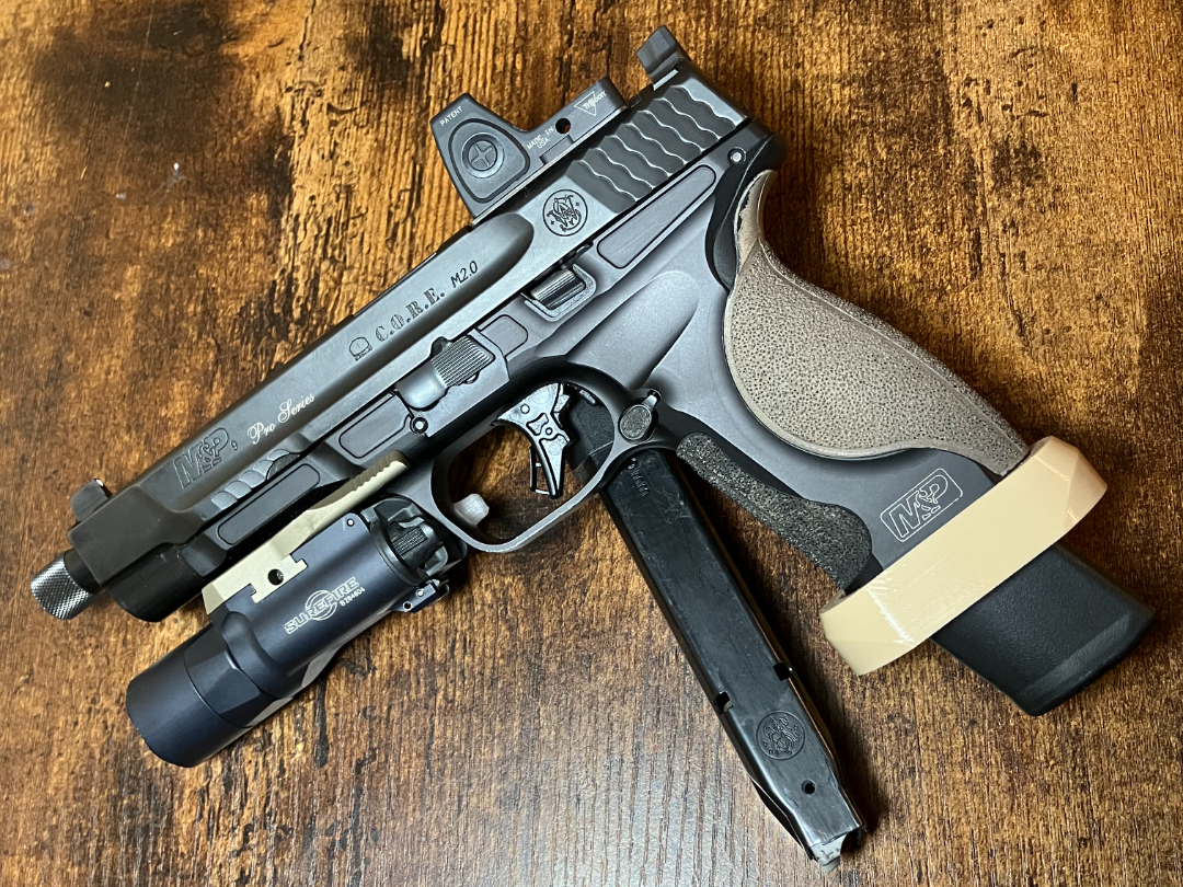 M&P9 2.0 Flared Magwell V1