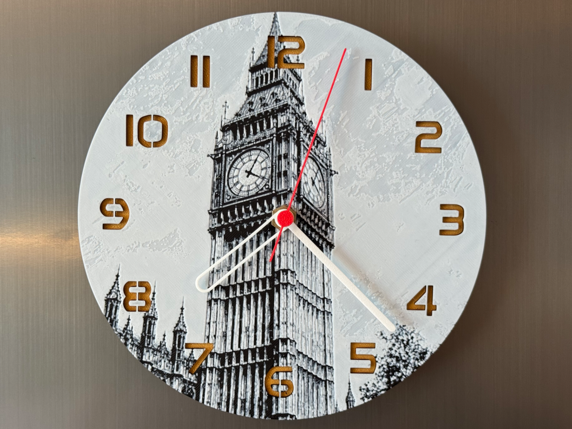 Wall / table clock sightseeing Tower of London