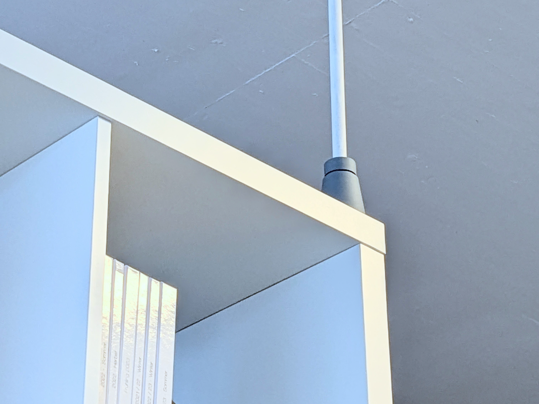 ​Drill-Free Shelf Support (Childproof & Stable)