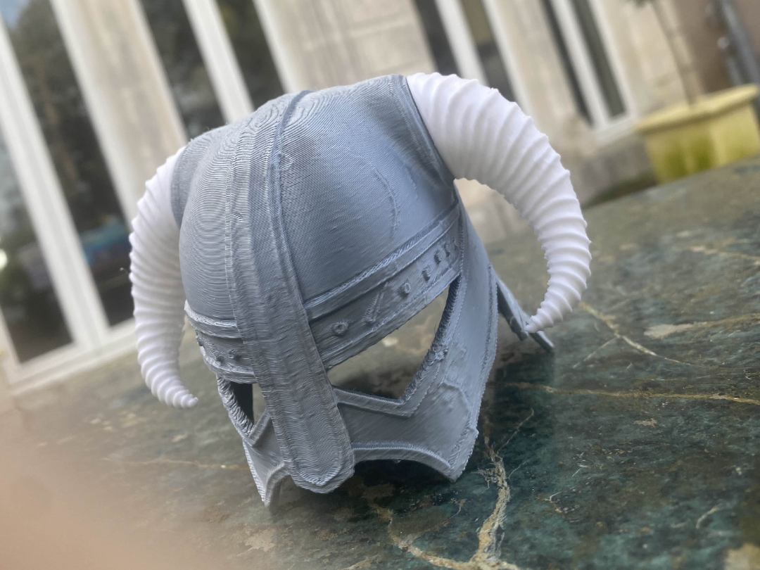 Dovahkiin helmet