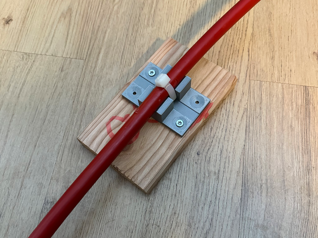 Kabel / Rohrhalter universal LWL