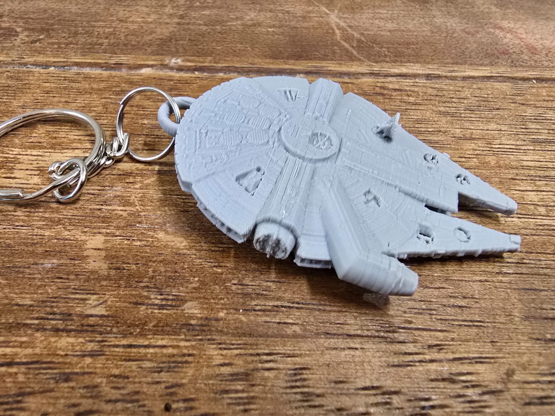 Millennium Falcon keychain