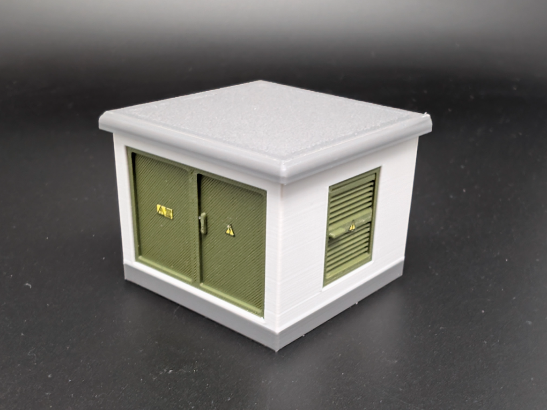 Kompakte Trafostation / Netzstation in H0 HO 1:87