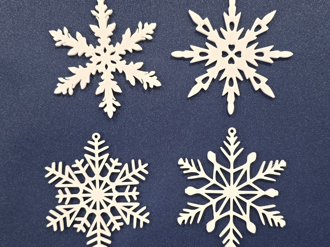 Elegant Snowflake Christmas Ornaments