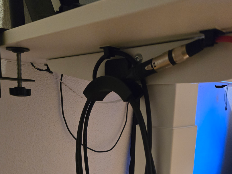 Kabel Sattel