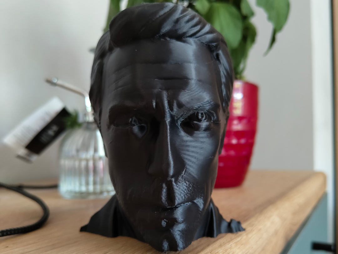 Dr House Head