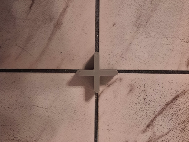'Plus' Tile Spacer