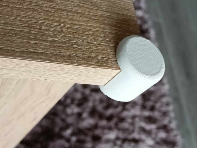 Table corner cover
