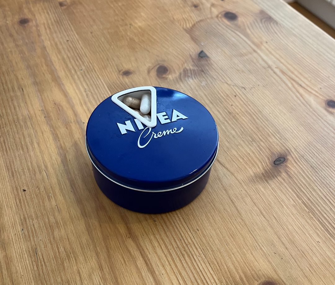 Pills organizer Nivea