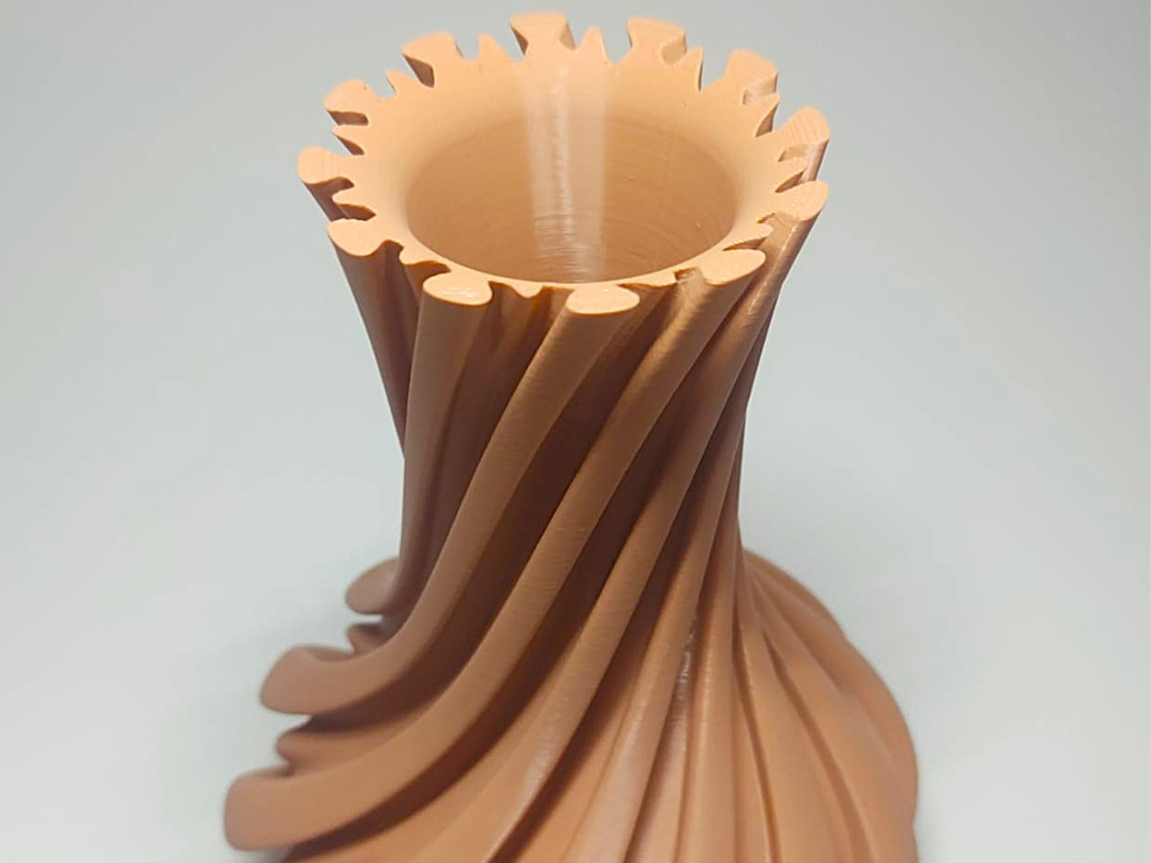 TWISTERA