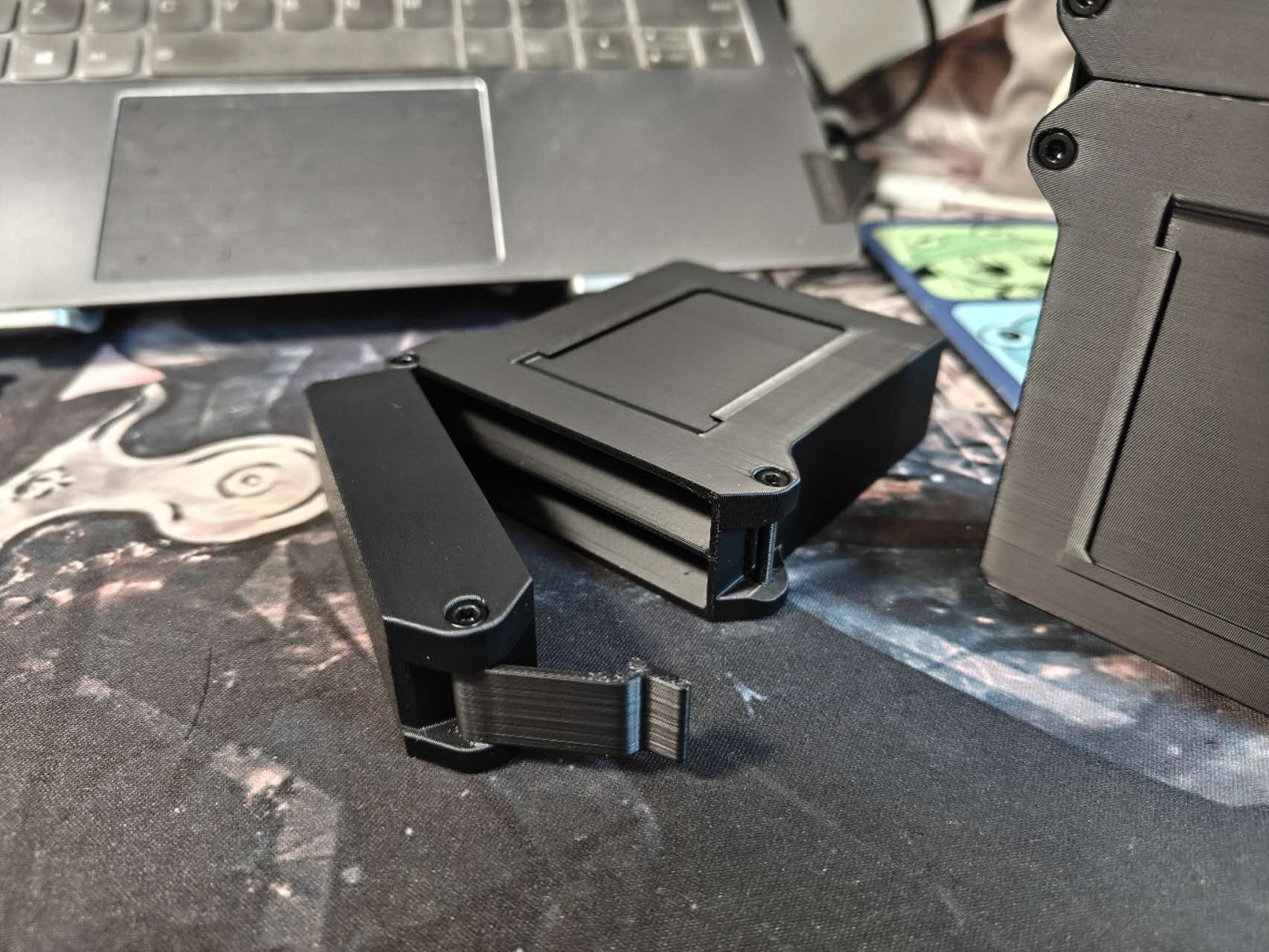 双槽2.5寸硬盘盒子Dual slot 2.5-inch hard drive box