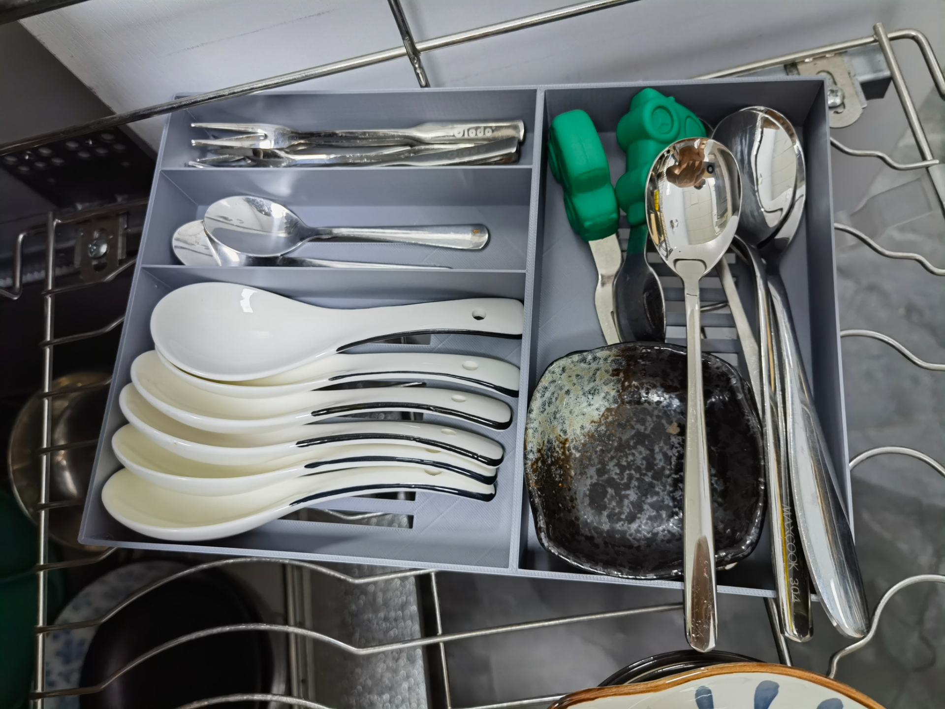 spoon organizer