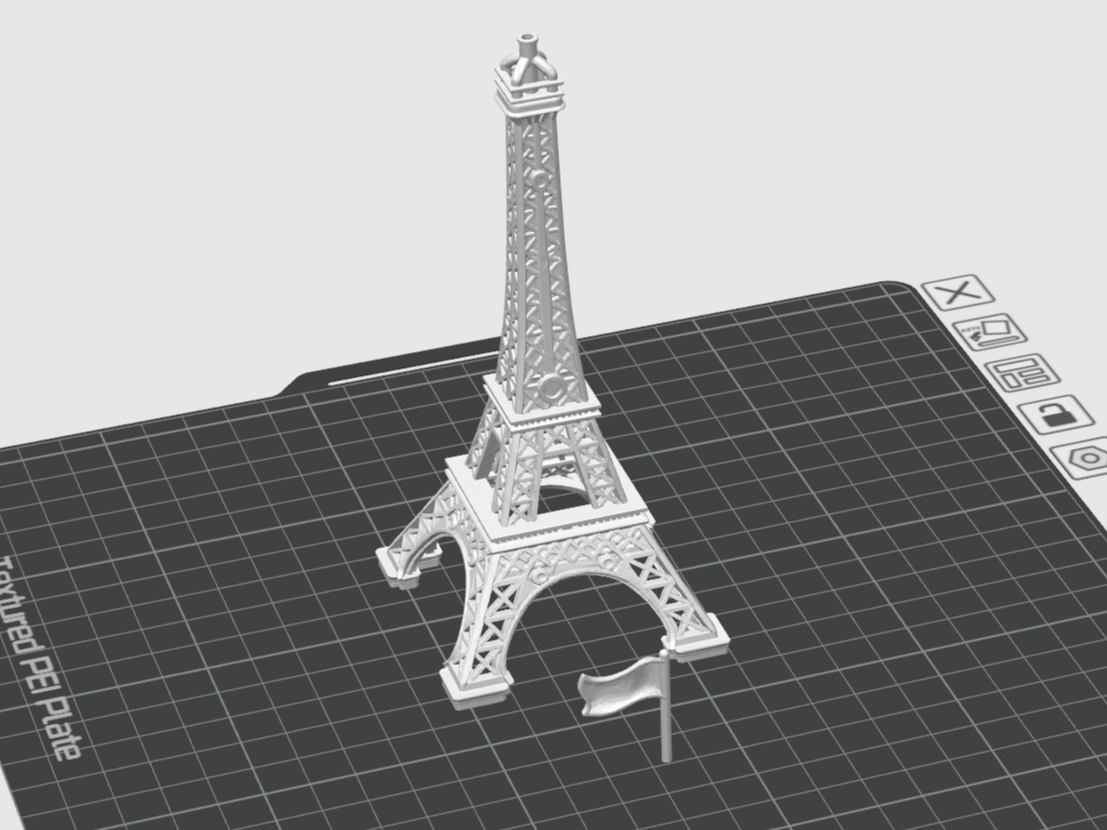 Eiffel tower figurine / trinket