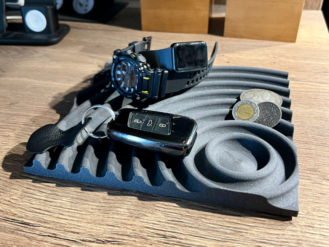Circular Ripple Keytray