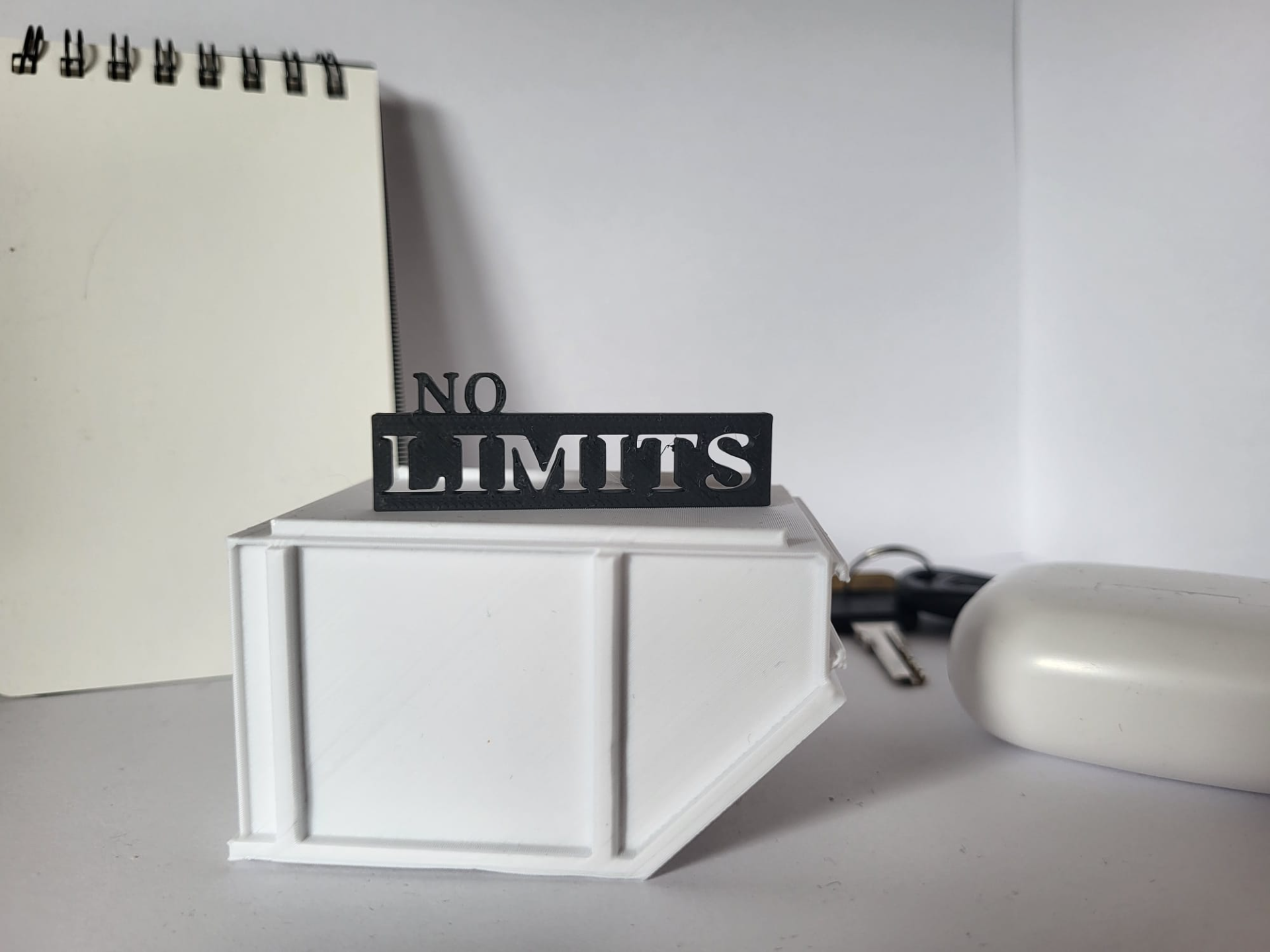 No Limits – Motivational 3D Sign & Keychain
