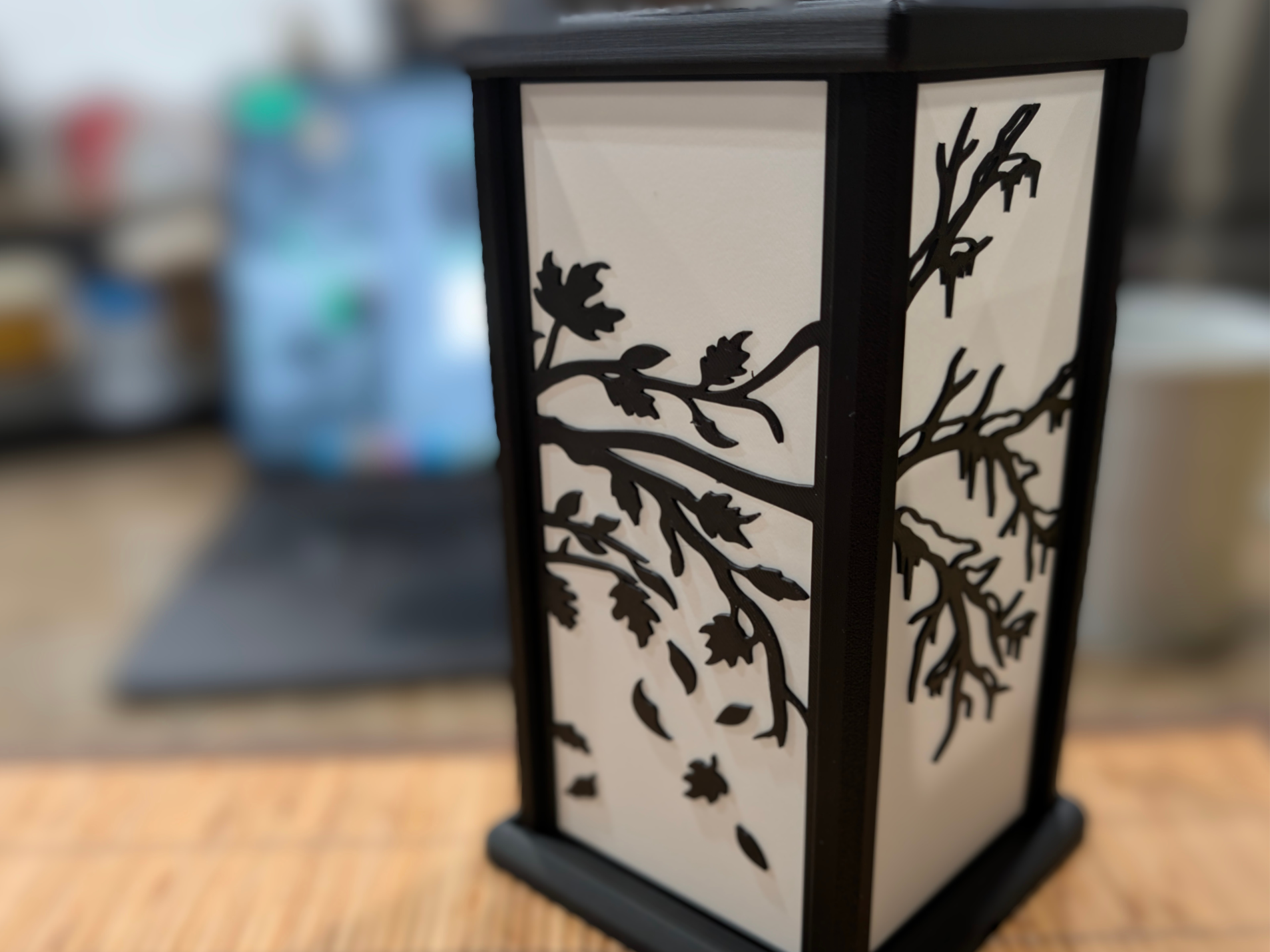 4 season Lantern