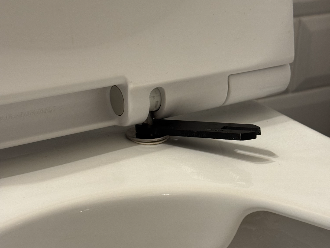 Precision Toilet Seat Screwdriver