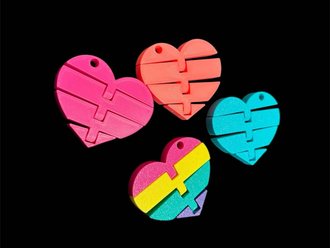 Flexi Heart with or without keychain AMS / rainbow