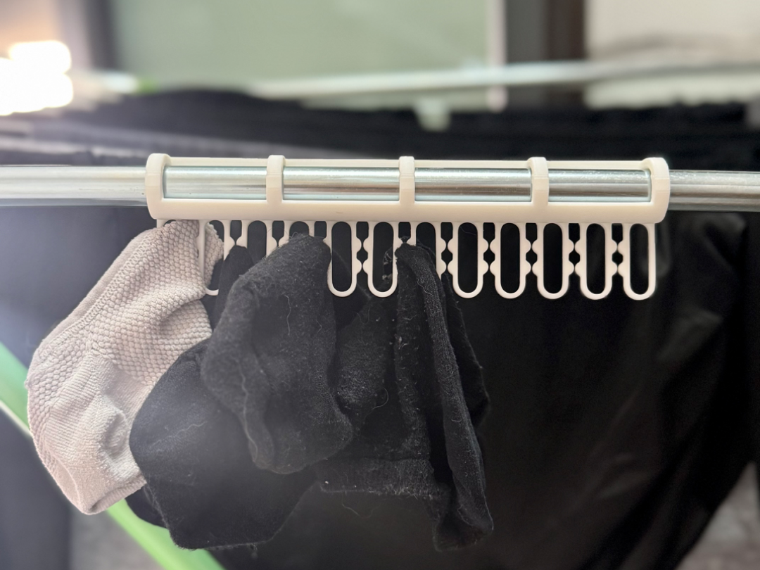 Hang socks hang clothes