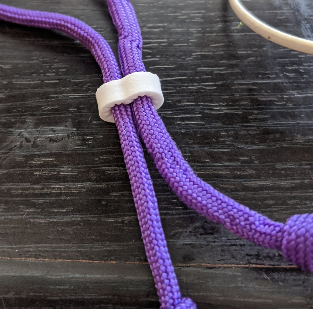Paracord (550) Cinch (good for masks, camping)