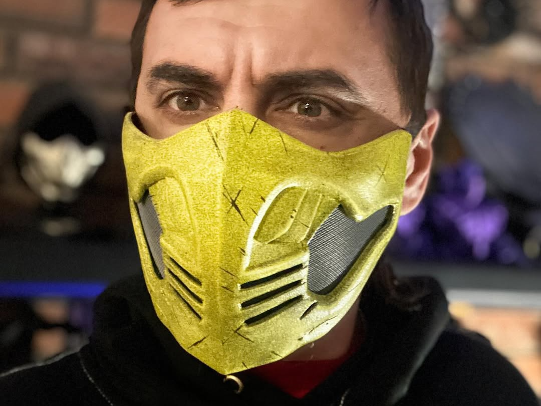 Scorpion mask from MK 9 and 11 - Blazing face