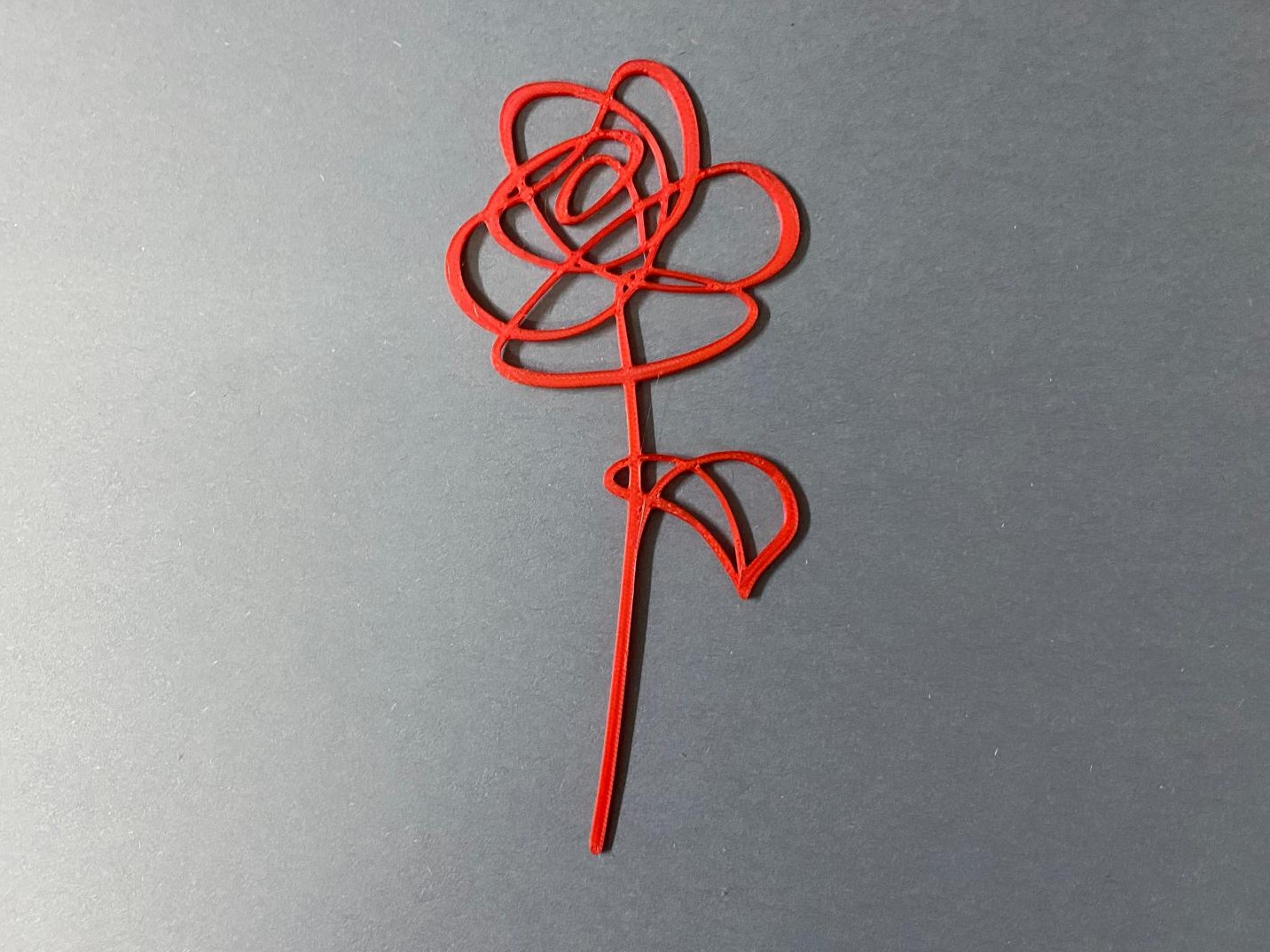 Minimalist red rose
