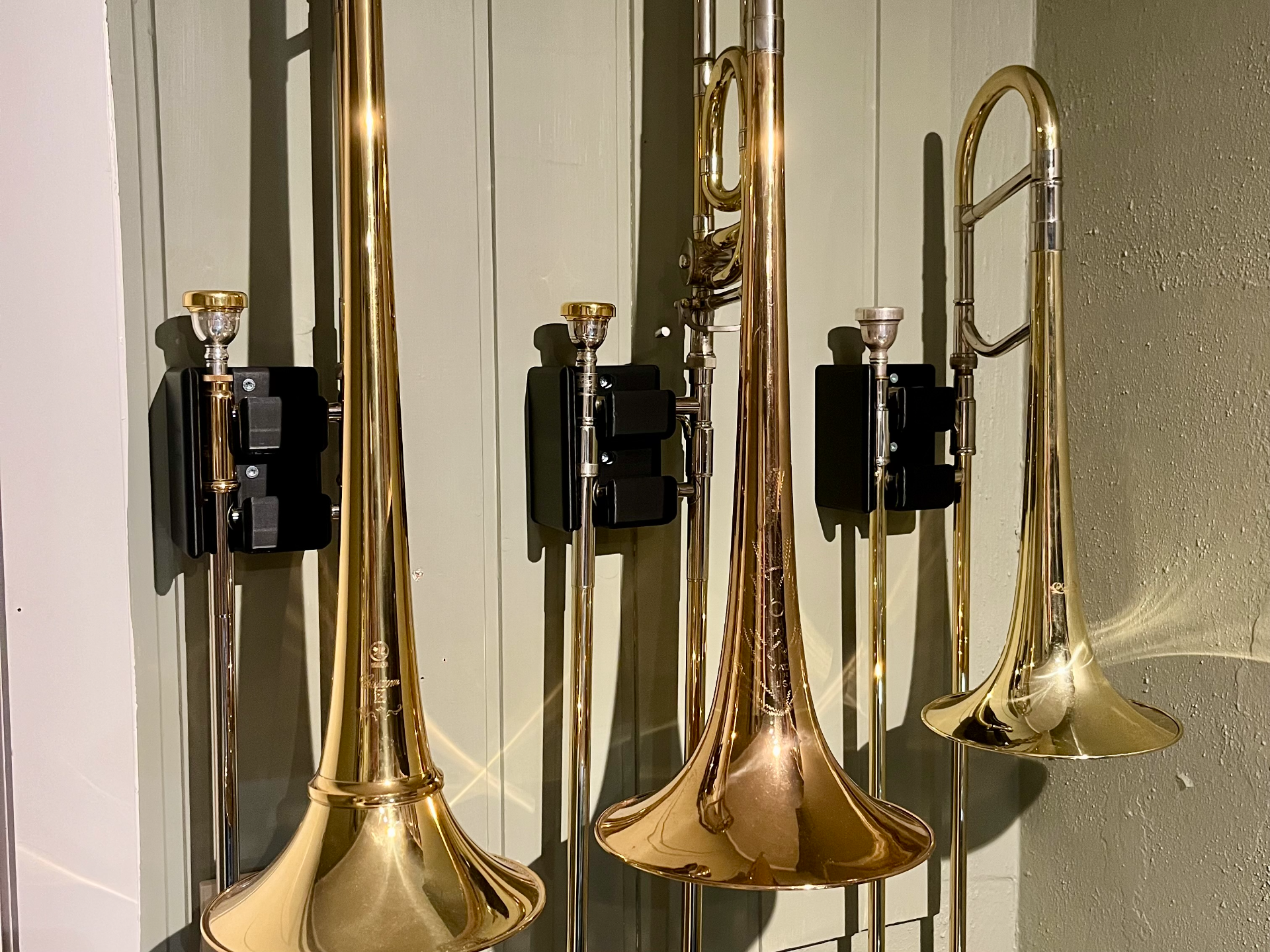 Trombone stand wall mount