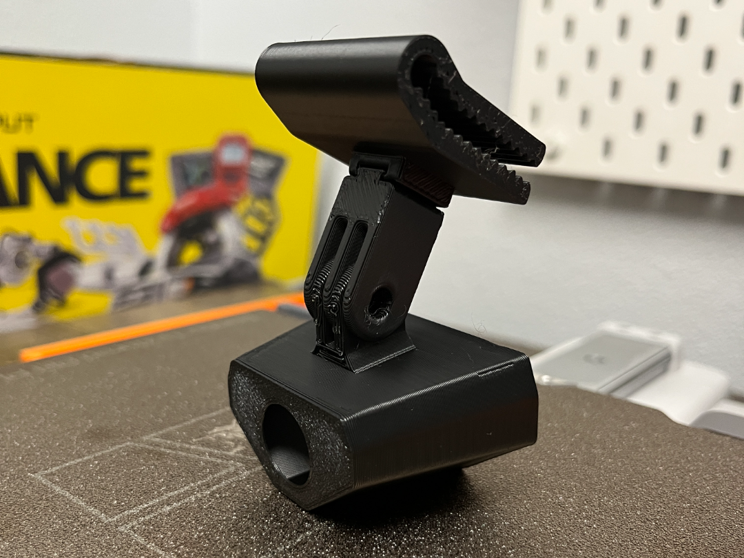 Headliner clip Wolfbox G900 rear camera dashcam