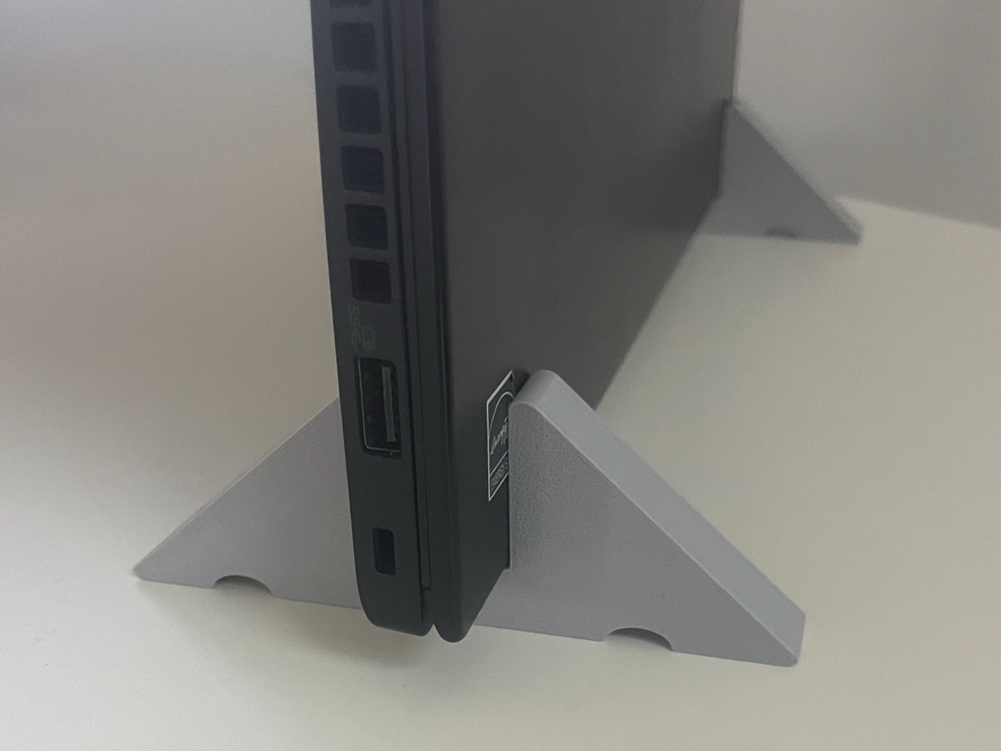 Thinkpad X13 Gen 1 vertical stand