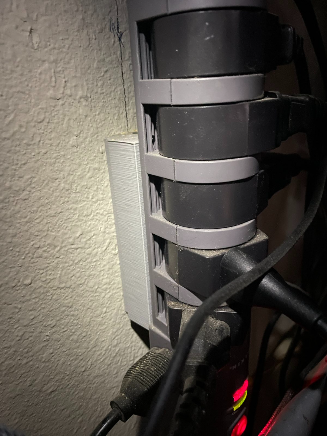 Powerstrip Wall Mount