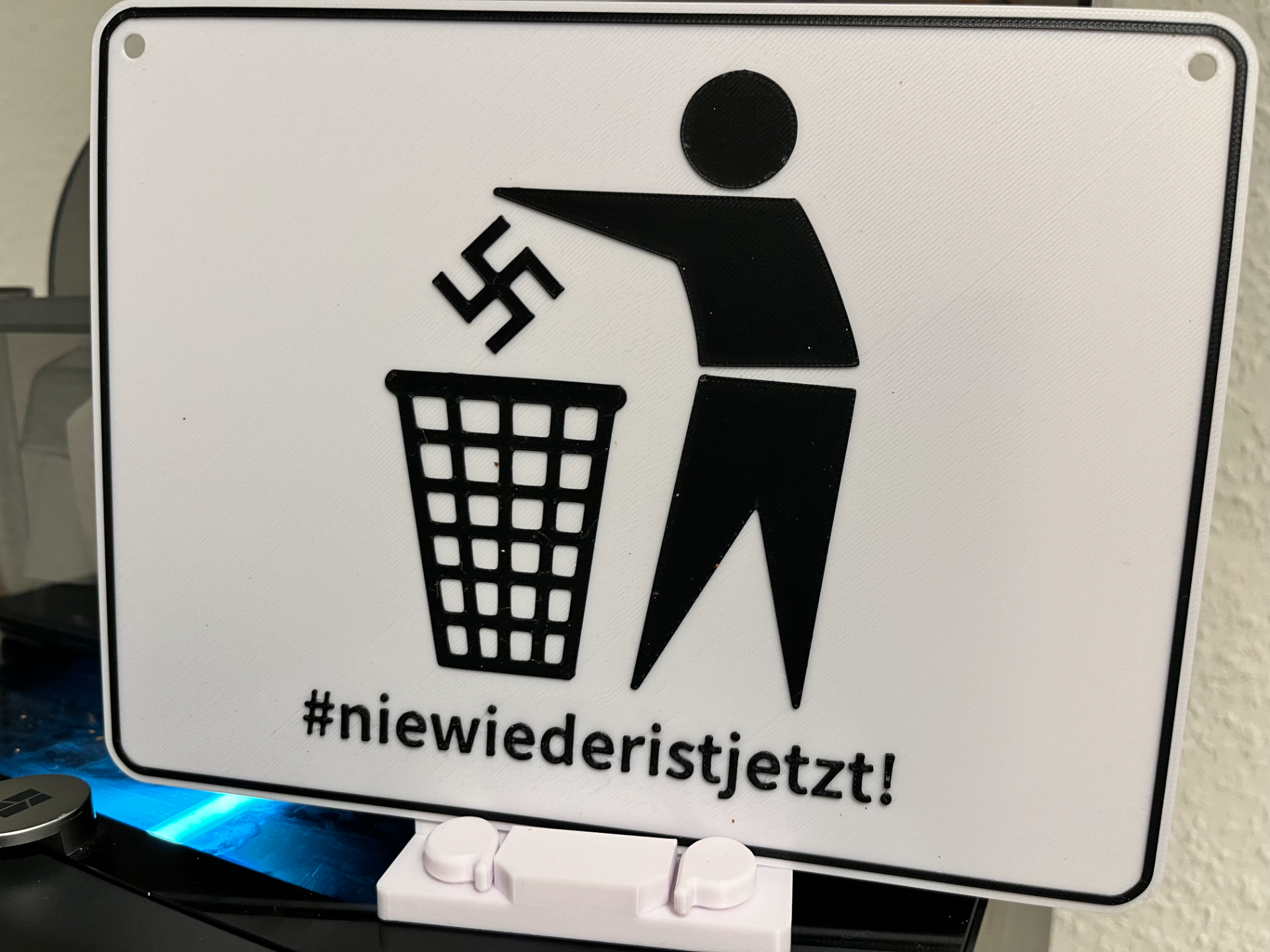 Anti-Rassismus-Demo-Kit - Teil 1 - Nie wieder ist jetzt!