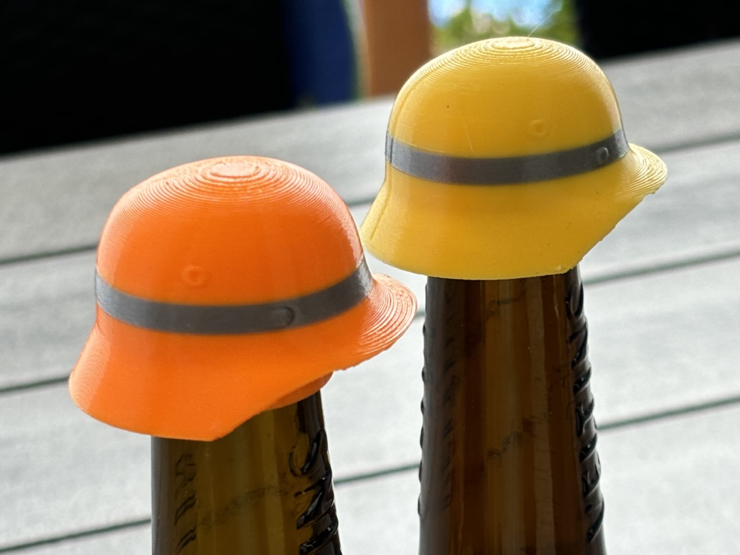 Firefigher helmet Bottle