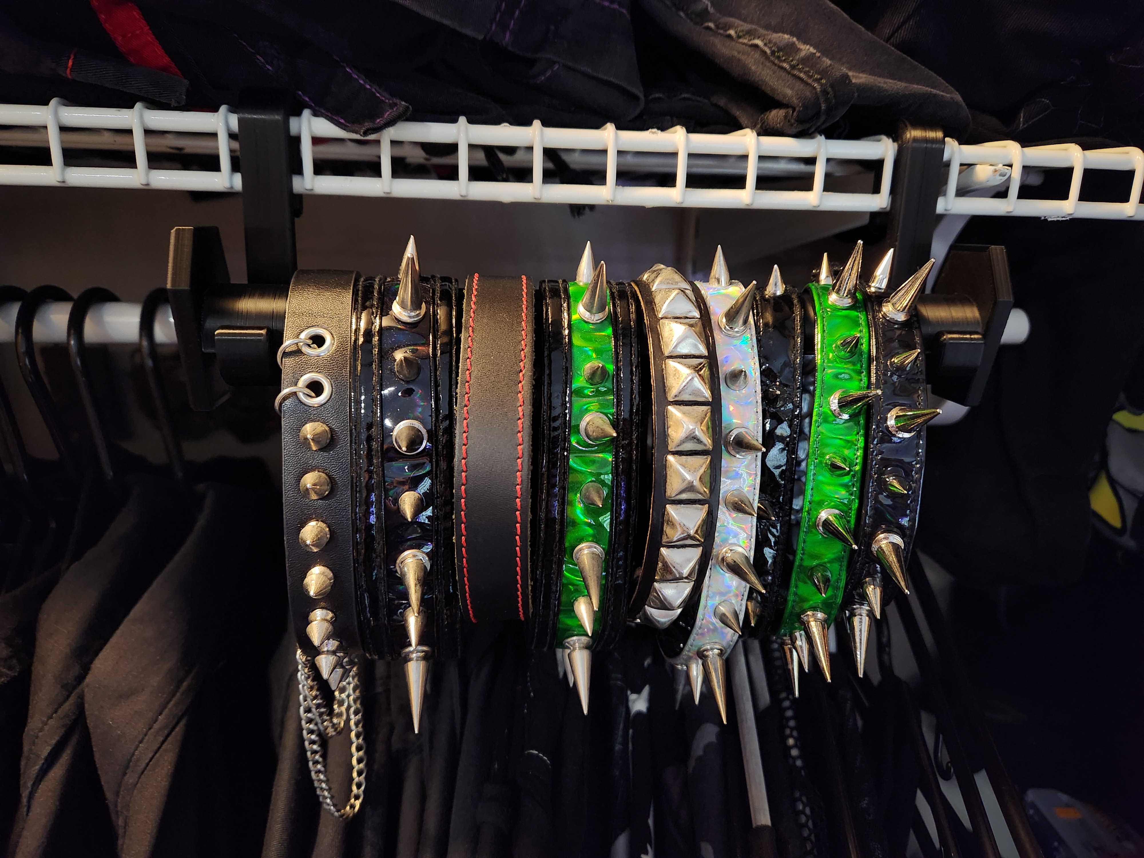 Coffin Choker Hanger (non-coffin version too)