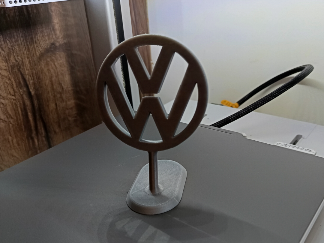 Volkswagen Logo (Mercedes Style :D )