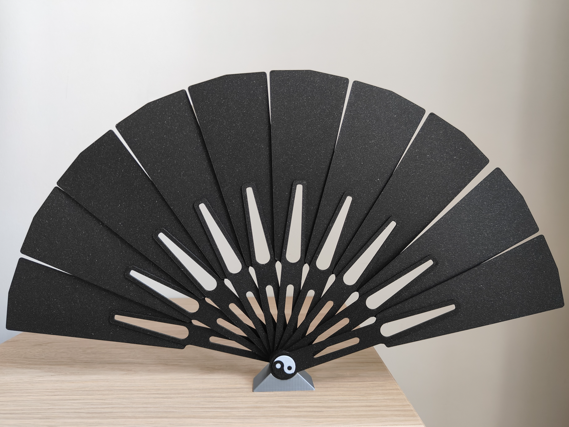 Chinese Tai Chi Folding Fan（太极折扇）