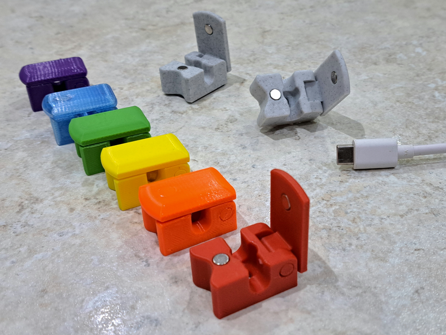 Magnetic Cable Tidy (Print in place)