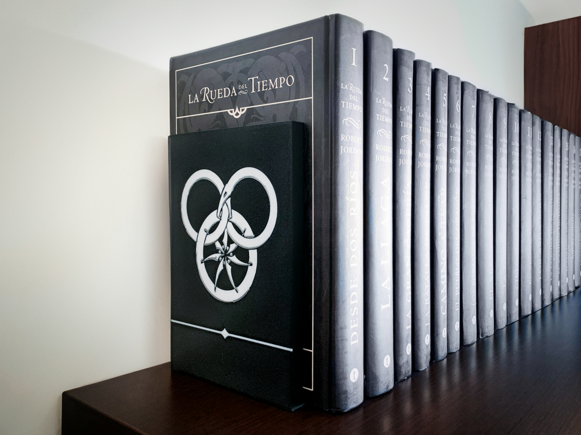 Bookend Bookholder The Wheel of Time