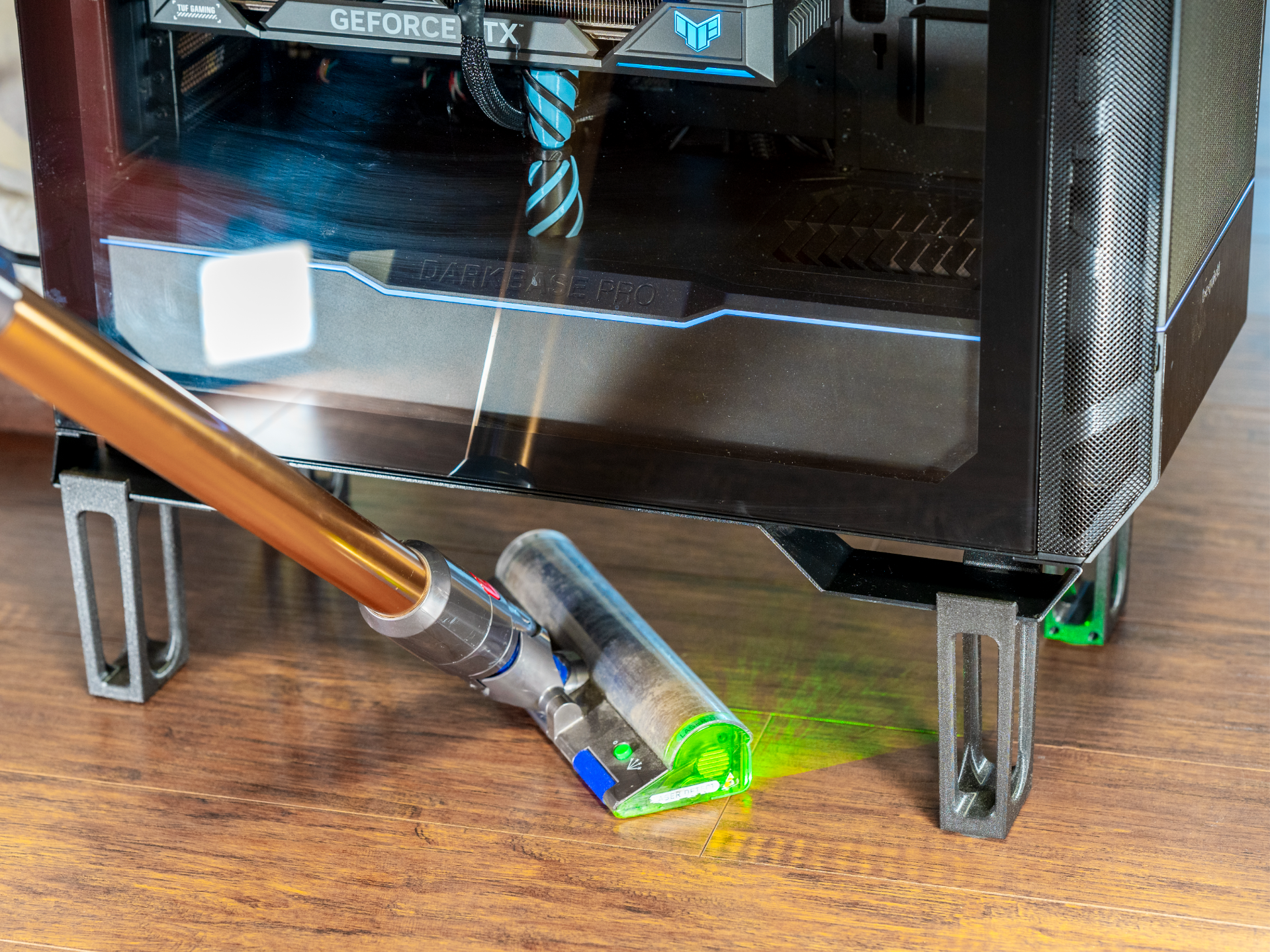 Strong Computer Legs Anti Dust BeQuiet