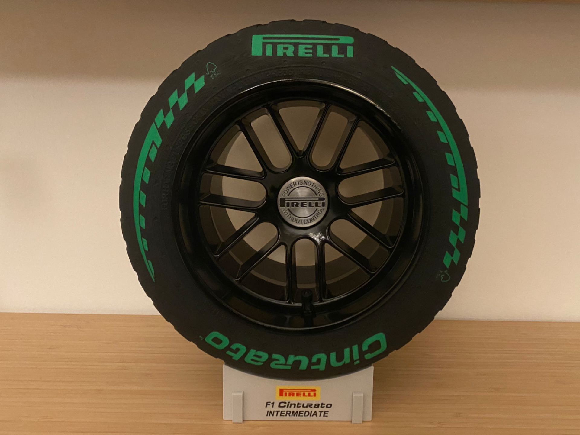 Formula 1 2026 wind tunnel tyre - Intermediate