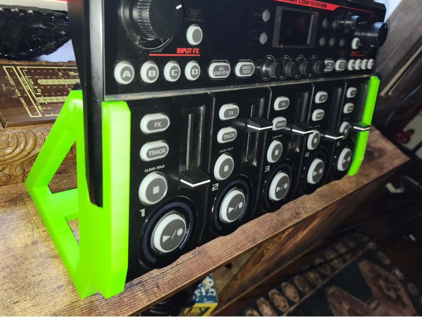 BOSS RC-505mkII Stand