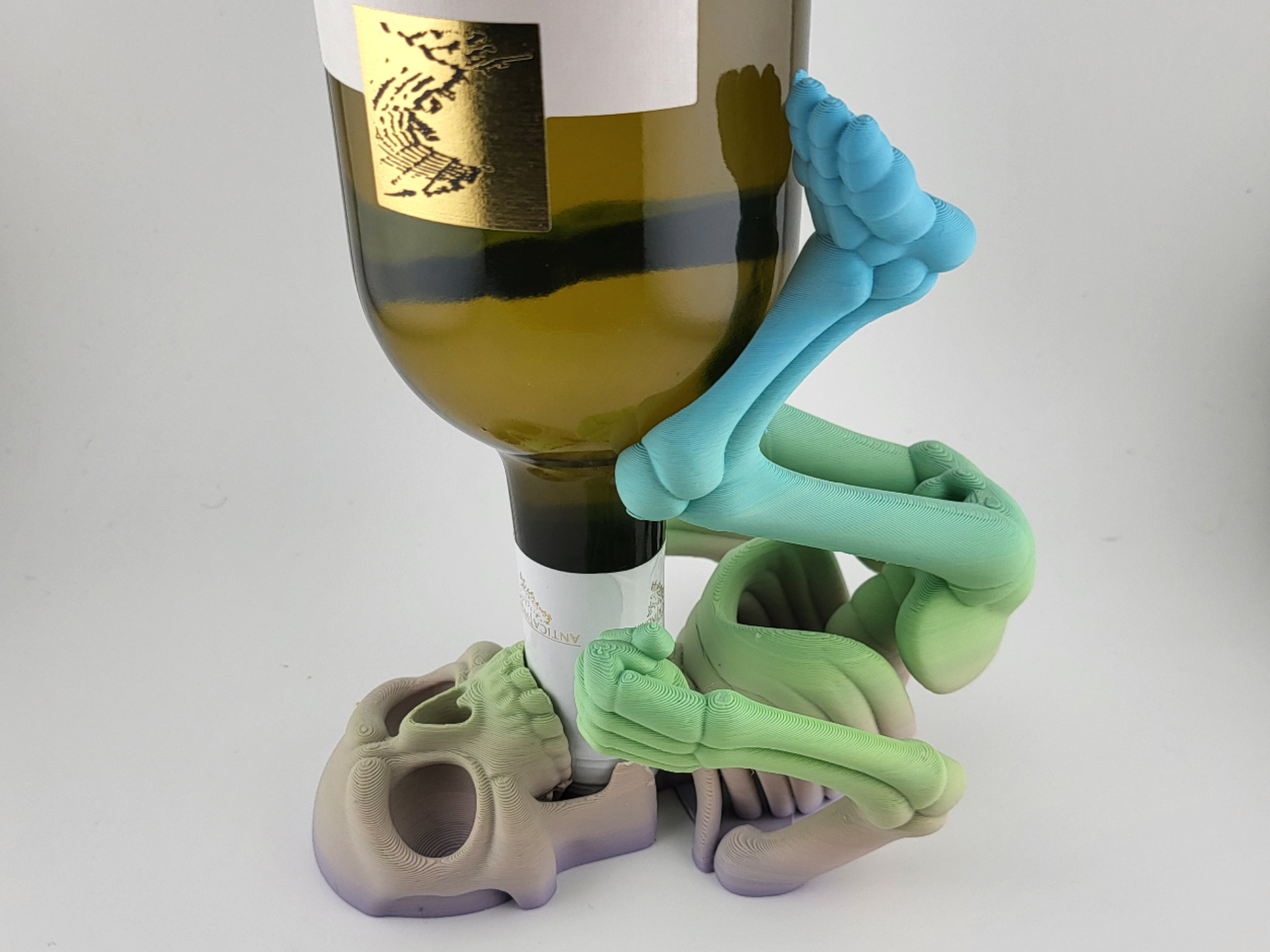 Skeleton Wine Bottle Holder – Skull Table Decor